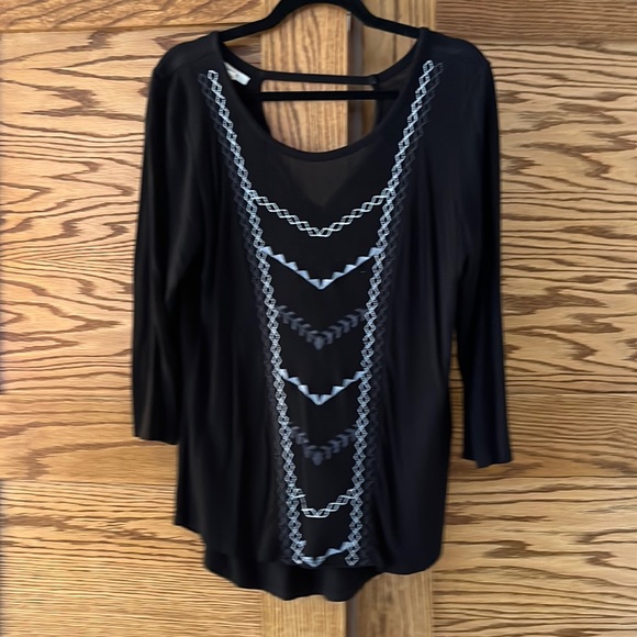 Maurices Black 3/4 Sleeve Top, Medium - Picture 1 of 6